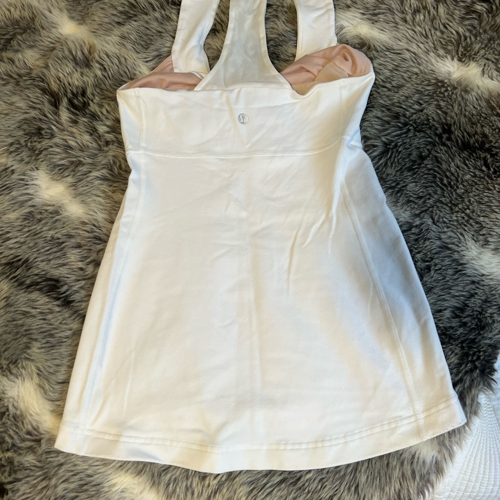 Lulu lemon take top with insert spaces